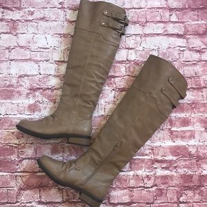 SOLD Qupid Women’s above the knee boots size 8.